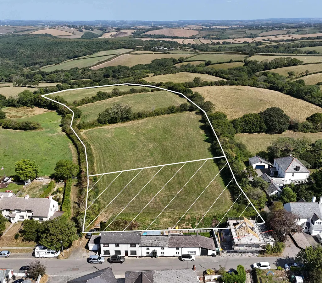 Agent's photo: Week St Mary, Site For 5 With Additional Land (approx 10.974 Acres)